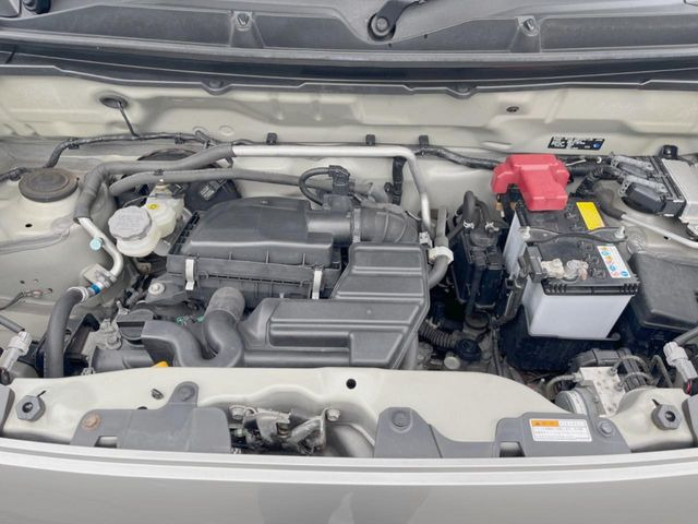 親切・丁寧な専門メカニックスタッフが応対!・車検・点検整備・事故等の修理などアフターサービスも安心。お車のカスタマイズもネクステージのサービススタッフまでご相談ください!