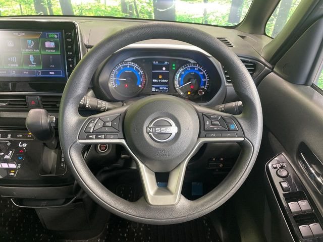 【ステアリングスイッチ】運転中、前方から目線をそらすことなく、オーディオ等の操作が可能な便利機能!安心&快適なドライブを演出してくれます♪