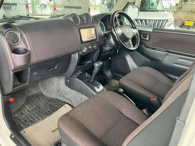☆納車後は担当営業から定期的にご連絡を入れさせていただきます。お車を順調に意お乗りいただけているか、お困りのことはないか、担当営業を中心に、アフターフォローをさせていただきます☆