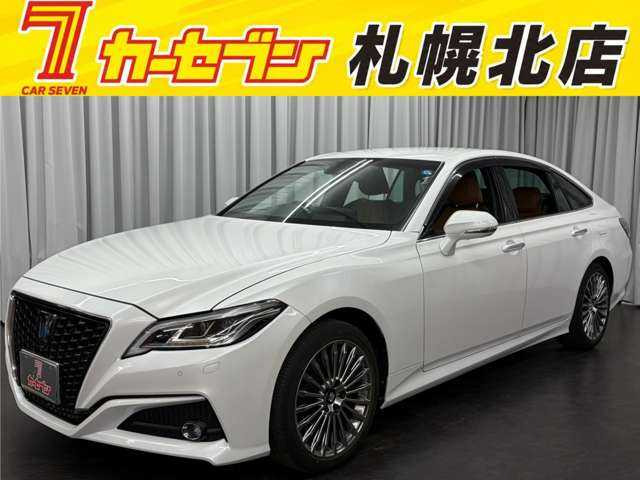 クラウン(トヨタ) ハイブリッド 2.5 G Four 4WD 中古車画像