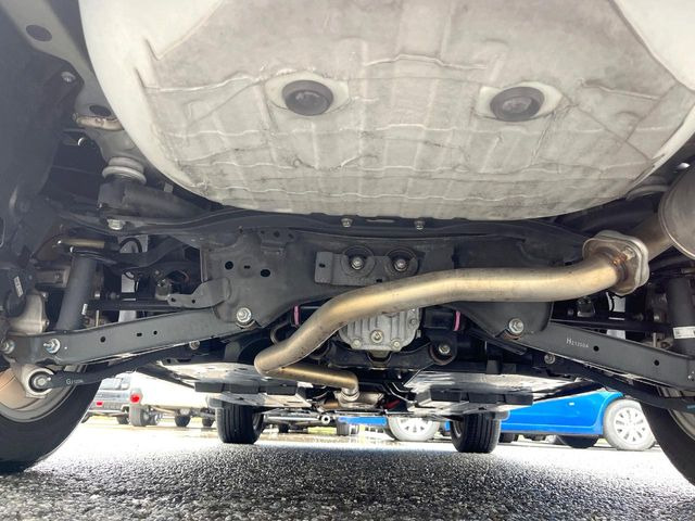 下回りがきれいなうちに、防錆加工の施工がオススメ。降雪地域はもちろん、沿岸部にお住いの方や、趣味でマリン・ウィンタースポーツをされる方にご好評いただいております。