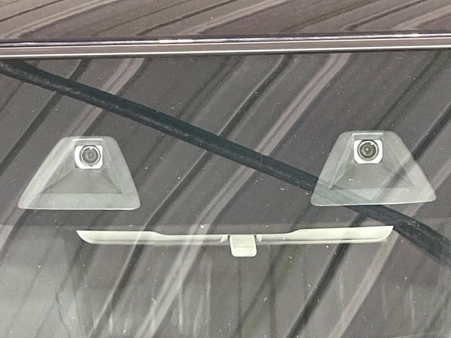 【スズキ セーフティサポート】走行中に前方の車両等を認識し、衝突しそうな時は警報とブレーキで衝突回避と被害軽減をアシスト。より安全にドライブをお楽しみいただけます。