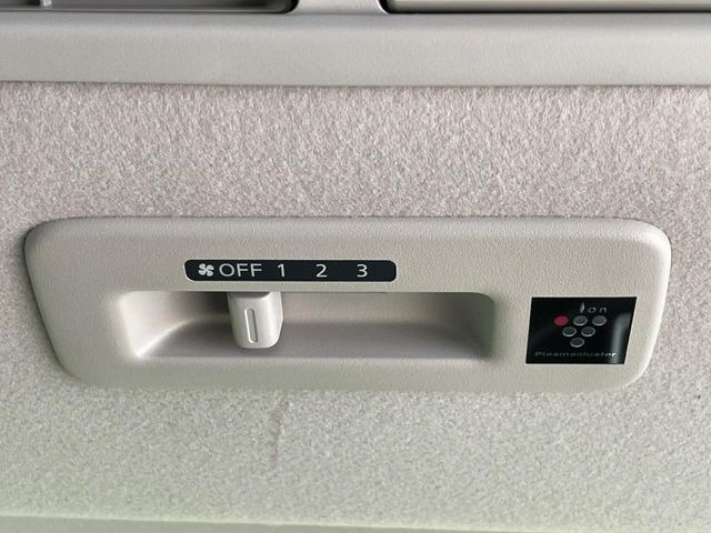 【サーキュレーター】エアコンの風を後部座席まで届けてくれ、広い車内空間でも素早く快適な温度になります♪真夏や真冬に便利な機能です。