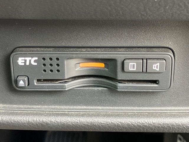 【ETC】高速道路の料金所をストレスなく通過!話題のスポットやサービスエリアに多い「スマートIC」利用時は必須のアイテムです。当店でセットアップを実施、ご納車当日からすぐにご利用いただけます!