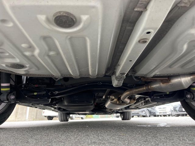 下回りがきれいなうちに、防錆加工の施工がオススメ。降雪地域はもちろん、沿岸部にお住いの方や、趣味でマリン・ウィンタースポーツをされる方にご好評いただいております。