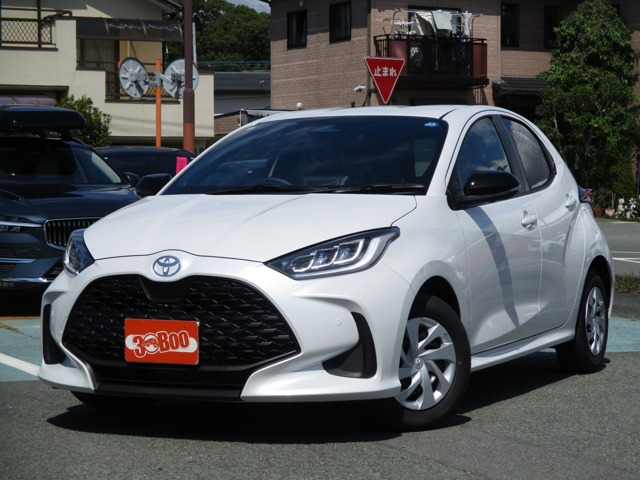 ヤリス(トヨタ) 1.0 G　純正DAナビ フルセグ 全方位M 登録済未使用 中古車画像