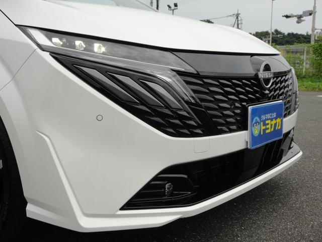 ★LEDヘッドライト&オートハイビーム★パワフルな光量で夜間走行の視界を確保!耐久性も高く省電力にも貢献★更に先行車や対向車のライトを認識し、ハイビームとロービームを自動で切替えるハイビームアシスト!