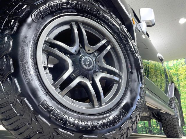 �y17�C���`�A���~�z�C�[���z�O�ςɃ}�b�`�����A���~�z�C�[���𑕒����Ă���܂��B�e��A���~�z�C�[����A�X�^�b�h���X�^�C�����戵�����Ă���܂��B���񂲑��k����������