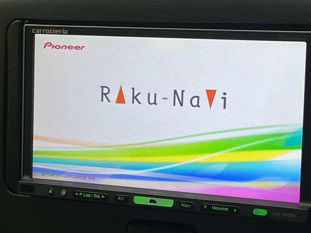 【ナビゲーション】使いやすいナビで目的地までしっかり案内してくれます。各種オーディオ再生機能も充実しており、お車の運転がさらに楽しくなります!!