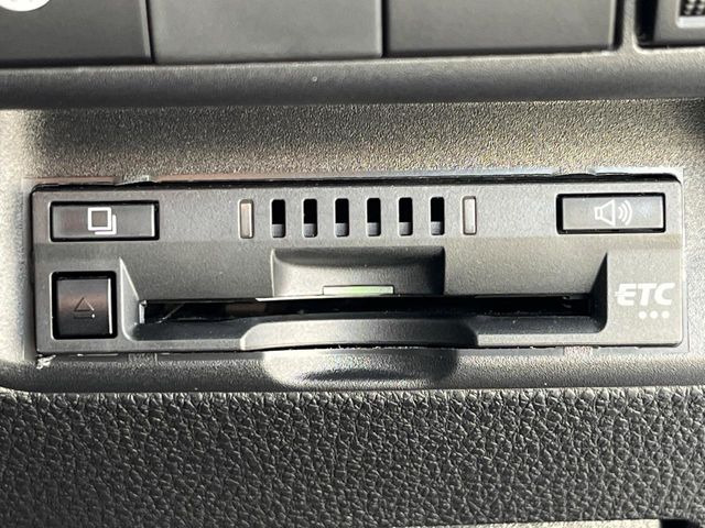 【ETC】高速道路の料金所をストレスなく通過!話題のスポットやサービスエリアに多い「スマートIC」利用時は必須のアイテムです。当店でセットアップを実施、ご納車当日からすぐにご利用いただけます!