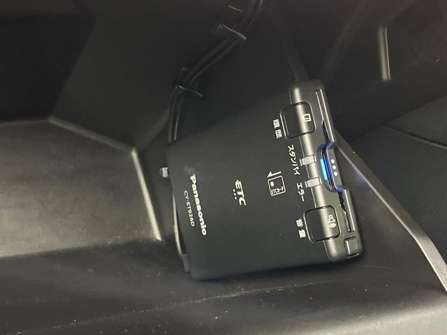 【ETC】高速道路の料金所をストレスなく通過!話題のスポットやサービスエリアに多い「スマートIC」利用時は必須のアイテムです。当店でセットアップを実施、ご納車当日からすぐにご利用いただけます!