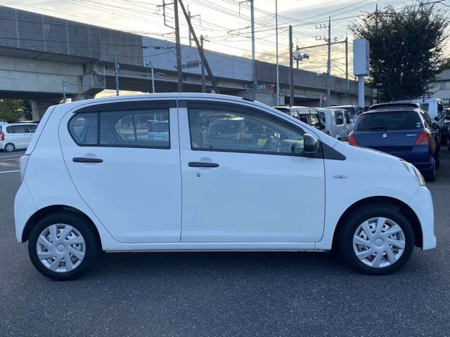 お手頃価格の軽自動車からコンパクトカー・ミニバンなど多彩なラインナップでお客様をお待ちしております!