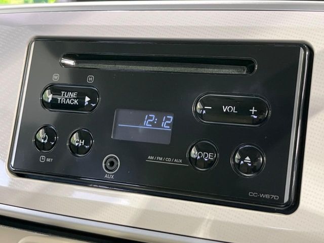 お好きな音楽を車内でお楽しみいただけます♪スピーカー交換・ウーハー追加などの音質向上や、最新ナビ・後席モニター等の取り付けも是非ご相談ください!