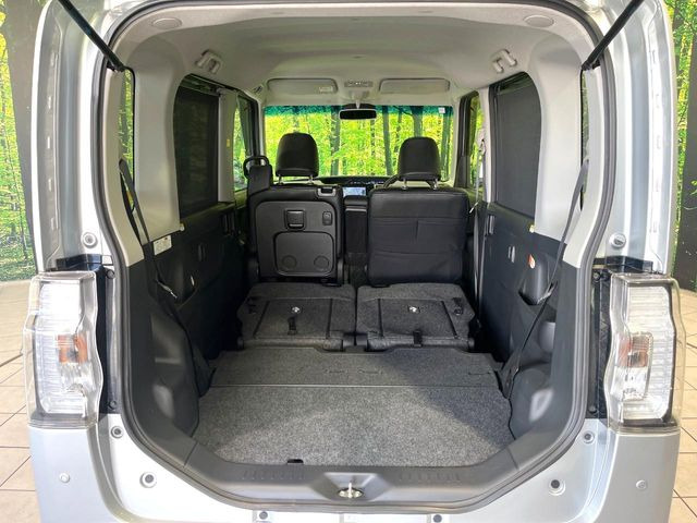 普段のお買い物や通勤、送迎等に十分な荷室スペースを確保しております。セカンドシートを倒すと、大きな荷物の積載も可能です♪