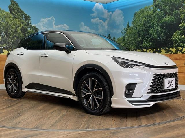 �������x�̃K���X�疌�ŝ����͂������A�㎿�ȃc���E����������B���O����_���J�����؂Ȉ��Ԃ�ی삵�A�F�����E�򉻂�h�~�B�u�e�X�v���b�V���R�[�g�v�A�u�e�v���~�b�T�R�[�g�v���炨�I�т��������܂��B
