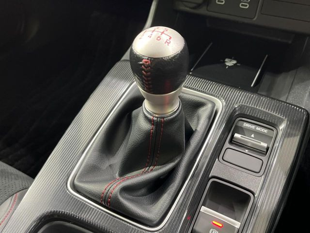 【フロア6速MT】走りの6速MT!!スポーティーな走行をお楽しみいただけます♪