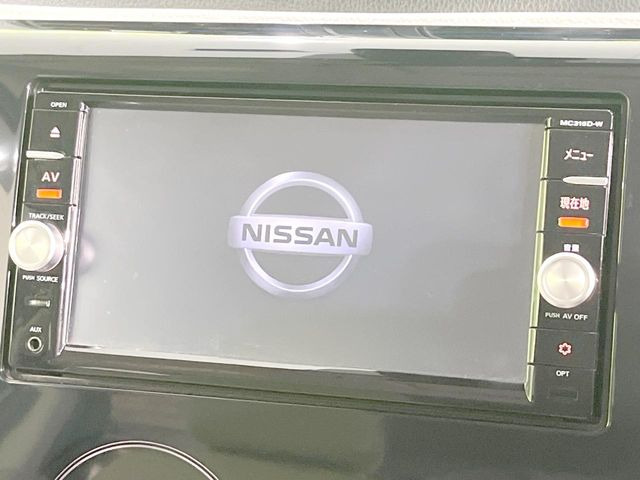 【純正ナビ】人気の純正ナビを装備。オーディオ機能も充実しており、Bluetooth接続すればお持ちのスマホやMP3プレイヤーの音楽を再生可能!毎日の運転がさらに楽しくなります!!