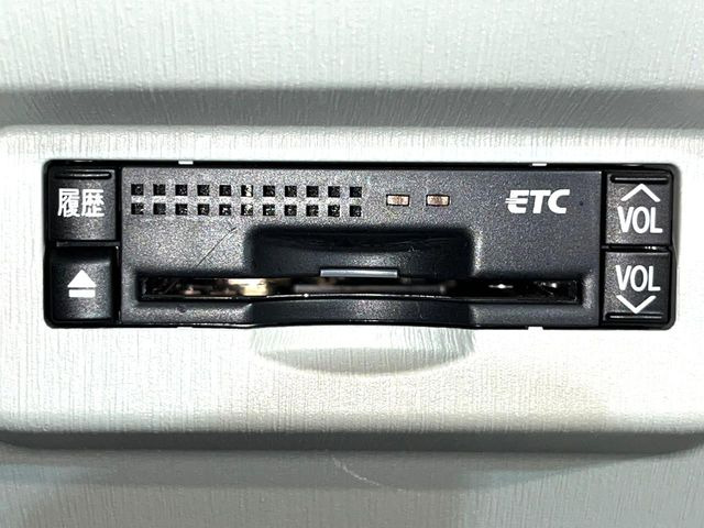 【ETC】高速道路の料金所をストレスなく通過!話題のスポットやサービスエリアに多い「スマートIC」利用時は必須のアイテムです。当店でセットアップを実施、ご納車当日からすぐにご利用いただけます!