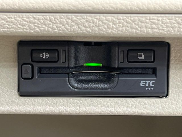 【ETC】高速道路の料金所をストレスなく通過!話題のスポットやサービスエリアに多い「スマートIC」利用時は必須のアイテムです。当店でセットアップを実施、ご納車当日からすぐにご利用いただけます!