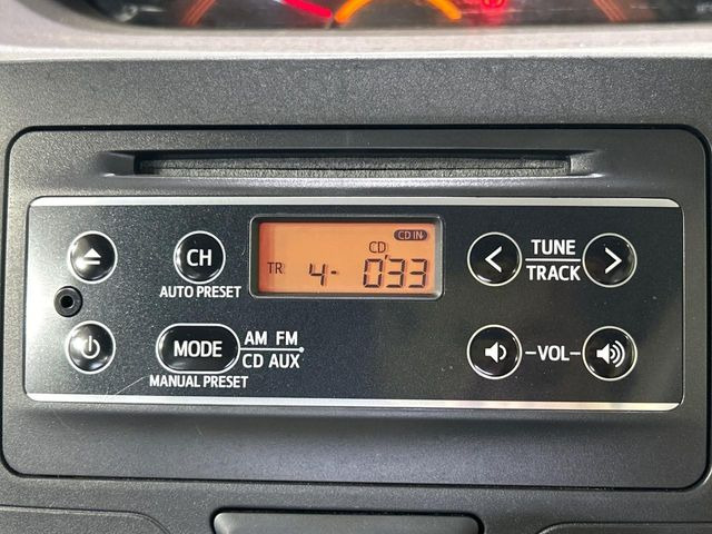お好きな音楽を車内でお楽しみいただけます♪スピーカー交換・ウーハー追加などの音質向上や、最新ナビ・後席モニター等の取り付けも是非ご相談ください!