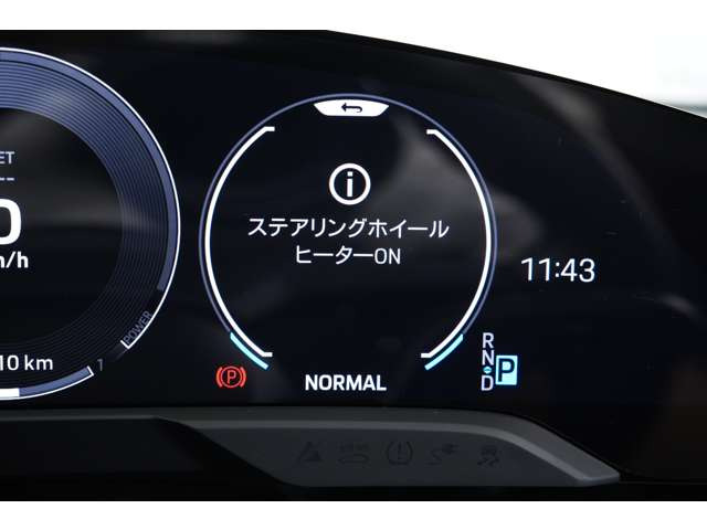大幅改良により、従来型から性能・航続距離・充電性能が大きく進化した最新世代のタイカンです。