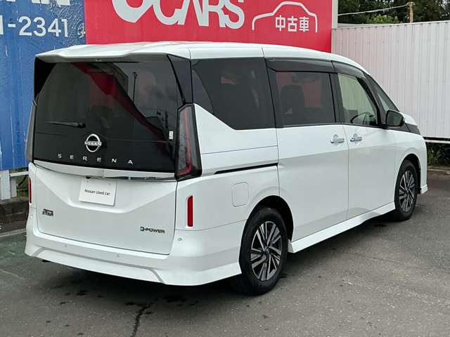 セレナ1.4 e-POWER ハイウェイスターV