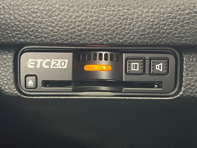 【ETC】高速道路の料金所をストレスなく通過!話題のスポットやサービスエリアに多い「スマートIC」利用時は必須のアイテムです。当店でセットアップを実施、ご納車当日からすぐにご利用いただけます!