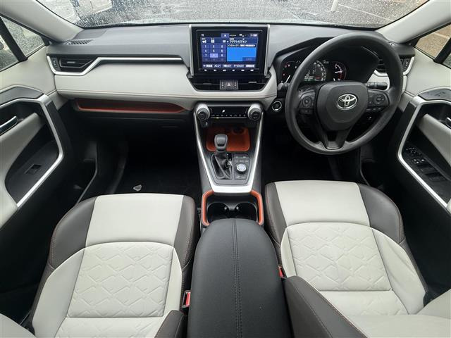 RAV42.0 アドベンチャー 4WD