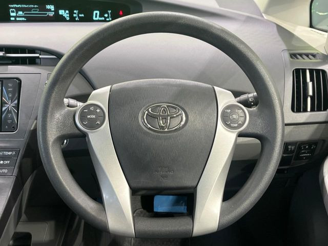 【ステアリングスイッチ】運転中、前方から目線をそらすことなく、オーディオ等の操作が可能な便利機能!安心&快適なドライブを演出してくれます♪