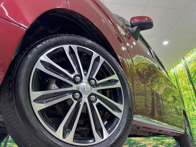 �y����15�C���`�A���~�z�C�[���z�O�ςɃ}�b�`���������A���~�z�C�[���𑕒����Ă���܂��B�e��ЊO�A���~�z�C�[����A�X�^�b�h���X�^�C�����戵�����Ă���܂��B���񂲑��k����������