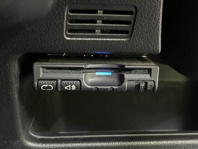 【ETC】高速道路の料金所をストレスなく通過!話題のスポットやサービスエリアに多い「スマートIC」利用時は必須のアイテムです。当店でセットアップを実施、ご納車当日からすぐにご利用いただけます!