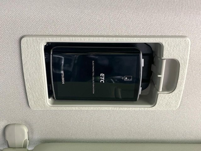【ETC】高速道路の料金所をストレスなく通過!話題のスポットやサービスエリアに多い「スマートIC」利用時は必須のアイテムです。当店でセットアップを実施、ご納車当日からすぐにご利用いただけます!