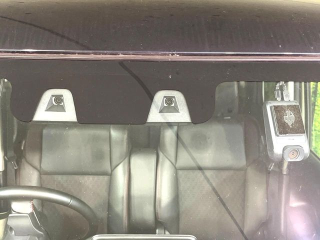 【スズキ セーフティサポート】走行中に前方の車両等を認識し、衝突しそうな時は警報とブレーキで衝突回避と被害軽減をアシスト。より安全にドライブをお楽しみいただけます。