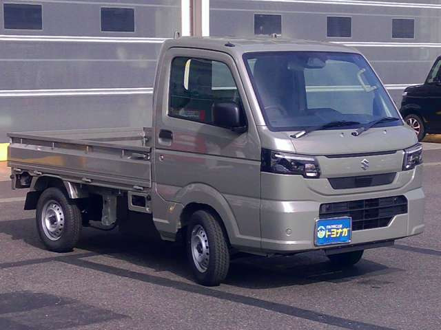展示しただけの未使用車!あなたが初めてのオーナーです!納車も待たずにすぐ乗れます!とってもお買得です!