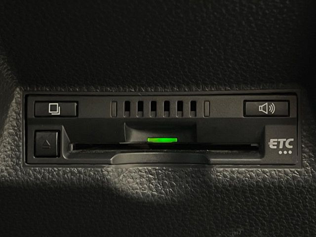 【ETC】高速道路の料金所をストレスなく通過!話題のスポットやサービスエリアに多い「スマートIC」利用時は必須のアイテムです。当店でセットアップを実施、ご納車当日からすぐにご利用いただけます!