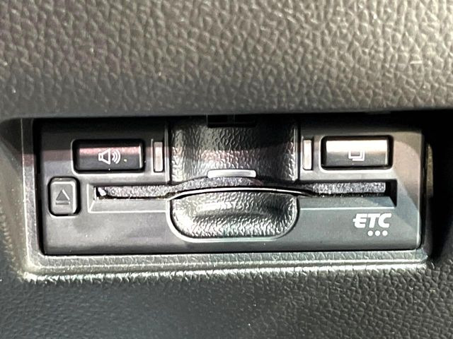 【ETC】高速道路の料金所をストレスなく通過!話題のスポットやサービスエリアに多い「スマートIC」利用時は必須のアイテムです。当店でセットアップを実施、ご納車当日からすぐにご利用いただけます!