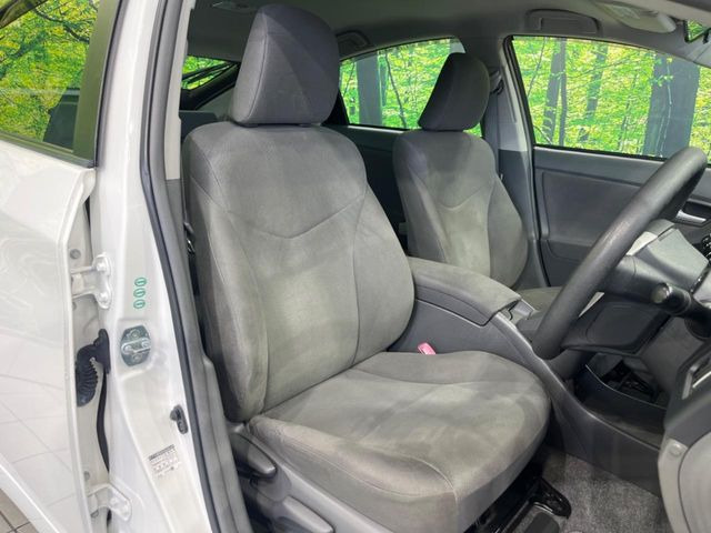 ドライバーによって運転しやすいポジションは異なり、あの車はどうなのか不安なこともありますよね。気になるお車は店頭で乗り込んでご確認いただけます♪