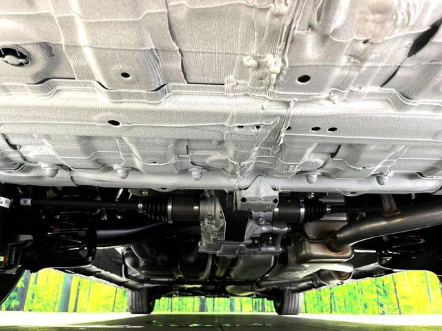 下回りがきれいなうちに、防錆加工の施工がオススメ。降雪地域はもちろん、沿岸部にお住いの方や、趣味でマリン・ウィンタースポーツをされる方にご好評いただいております。