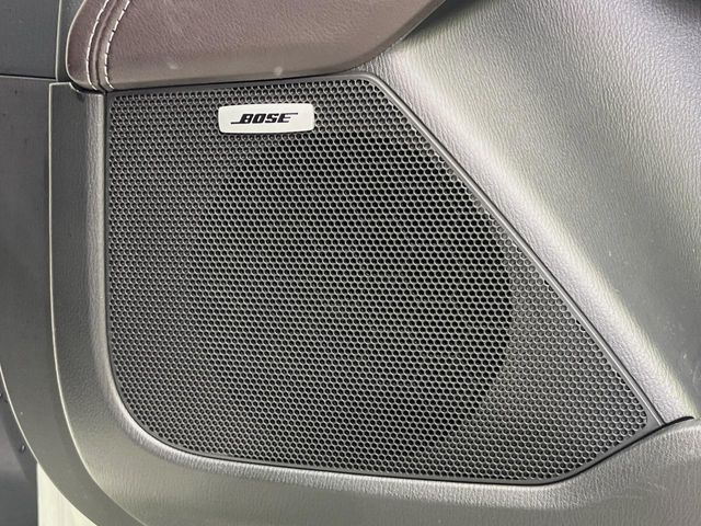 【BOSEサウンドシステム付き】高度なチューニング能力が搭載されており、高音質な音楽をお楽しみいただけます♪