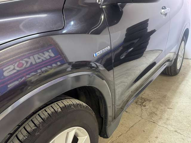 �y�T�C�h�O�ρzHYBRID�G���u������{�f�B�T�C�h�̑��`���m�F�ł��܂��B���򊴂̂���{�f�B�J���[���X�^�C���b�V���Ȉ�ۂł��B