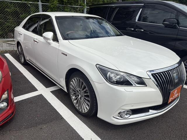 クラウンマジェスタ(トヨタ) 3.5 Fバージョン　禁煙車 モデリスタエアロ 社外ナビ 中古車画像