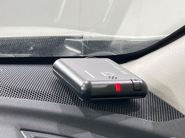 【ETC】高速道路の料金所をストレスなく通過!話題のスポットやサービスエリアに多い「スマートIC」利用時は必須のアイテムです。当店でセットアップを実施、ご納車当日からすぐにご利用いただけます!