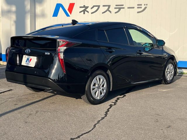 ☆全国のネクステージからお取り寄せが可能※!遠方の店舗に展示してあるクルマが気になる場合も、最寄りの店舗でご覧いただくことが可能です!是非私たちに要望をお聞かせください!※別途費用