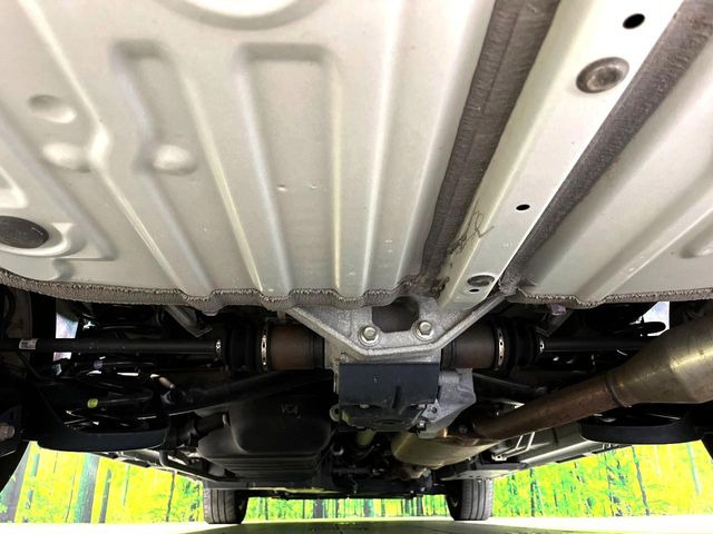 下回りがきれいなうちに、防錆加工の施工がオススメ。降雪地域はもちろん、沿岸部にお住いの方や、趣味でマリン・ウィンタースポーツをされる方にご好評いただいております。