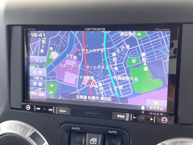 ●カロッツェリアナビ:一体感のあるナビは、高級感ある車内を演出してくれます。オーディオ機能も充実しておりますので、運転もより楽しめます♪