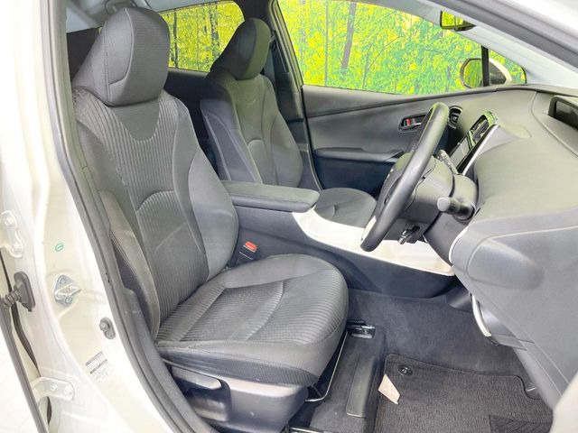 ドライバーによって運転しやすいポジションは異なり、あの車はどうなのか不安なこともありますよね。気になるお車は店頭で乗り込んでご確認いただけます♪