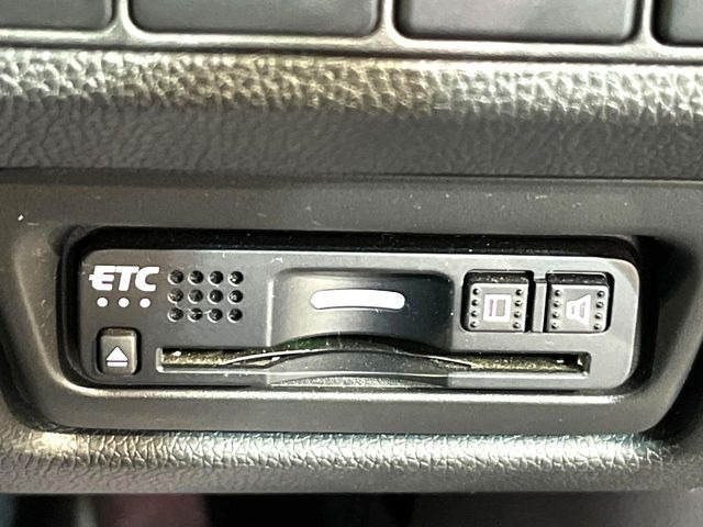 【ETC】高速道路の料金所をストレスなく通過!話題のスポットやサービスエリアに多い「スマートIC」利用時は必須のアイテムです。当店でセットアップを実施、ご納車当日からすぐにご利用いただけます!