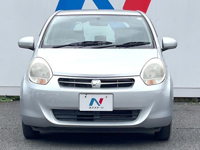 弊社では、全車『修復歴なし』のお車のみ取り扱っております。専任バイヤーによる厳選した仕入れの後、入庫後の車両チェックを行い、ネクステージが認定した高品質な中古車をご提供しております。