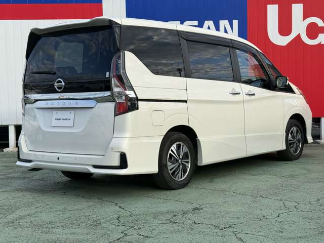 セレナ1.2 e-POWER ハイウェイスターV