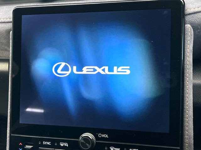 【9.8インチ ディスプレイオーディオ】大画面のディスプレイはAppleCarPlayやAndroidAutoが利用可能。大きな画面でスマホナビアプリ等が利用いただけます♪